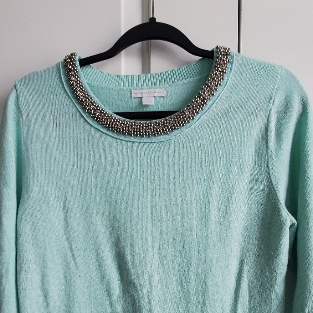 Jewel collar sweater
